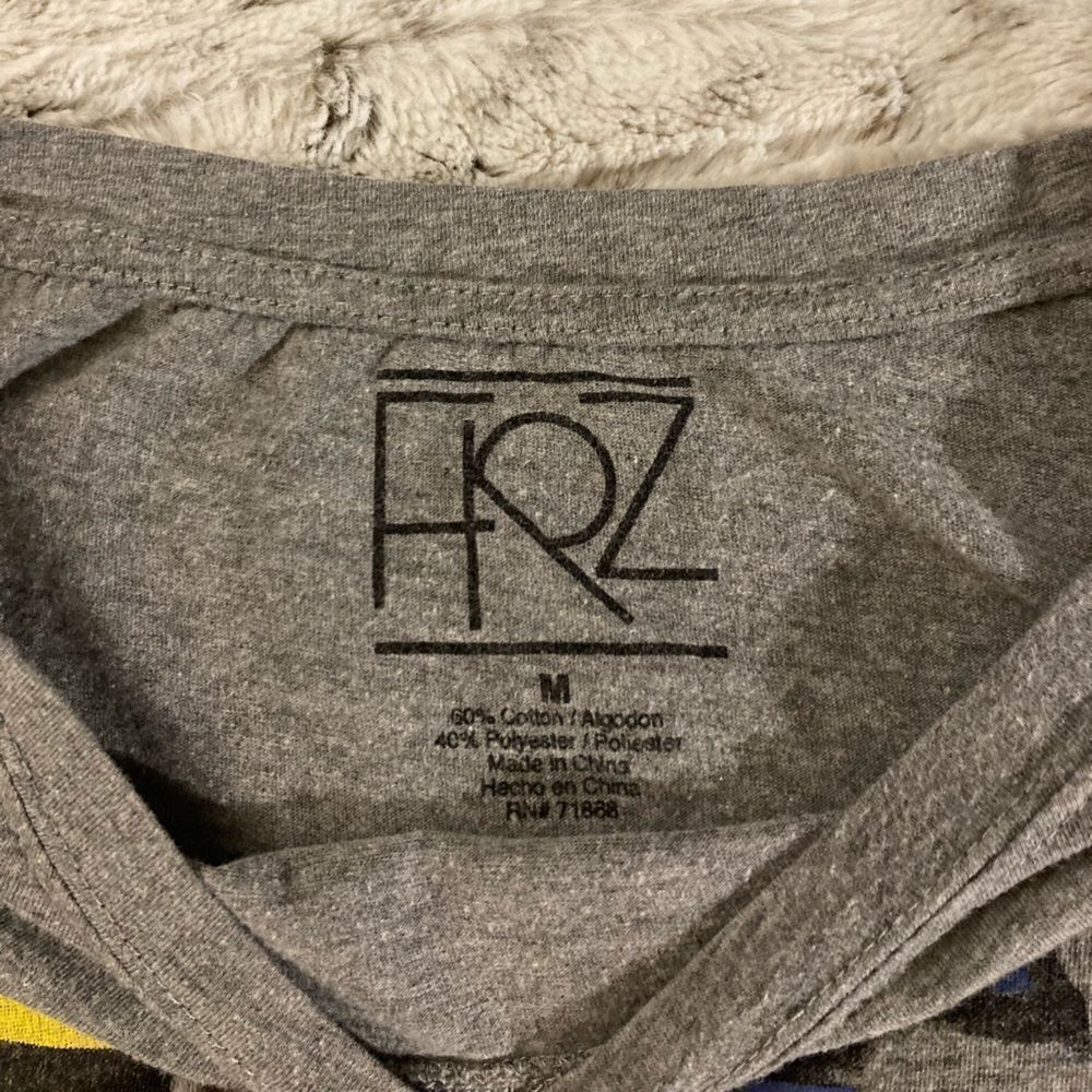 𝅺: : FREE SPIRIT Graphic Print Light Weight Super Soft Crop Sweatshirt : : - Picture 2 of 12